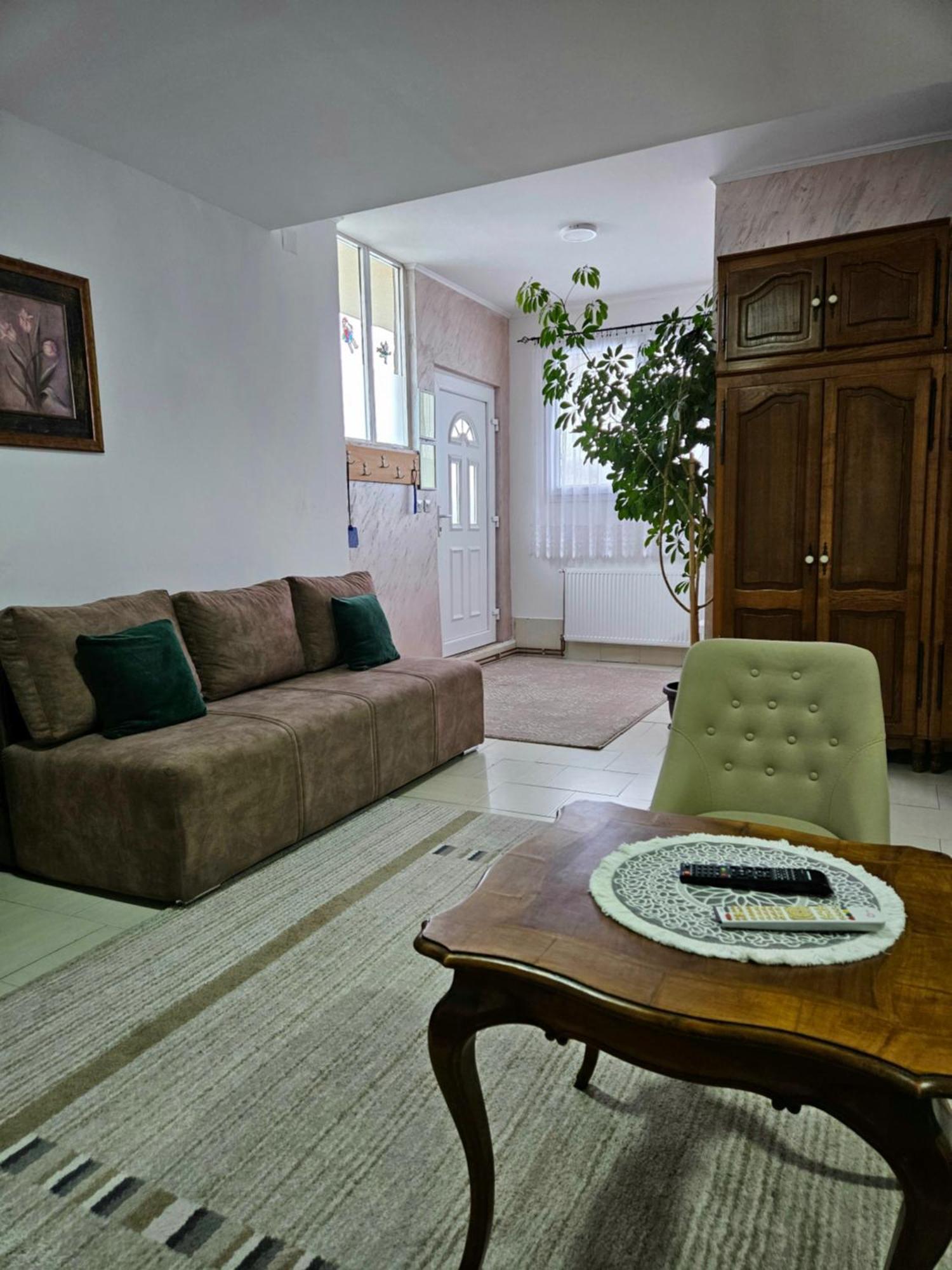 Apartman Juga Kremna Exteriör bild